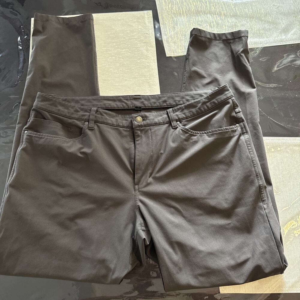 Lululemon Men Performance ABC Pants 36 36x31 Black Gray 5 Pockets Stretch 106259